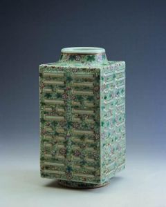 清光緒粉彩描金琮式瓶 清光緒粉彩描金琮式瓶