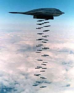 空投炸彈 空投炸彈