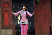 張艷秋[國家一級演員，戲劇梅花獎得主]