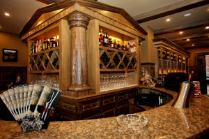 悅紅紅酒雪茄館吧檯