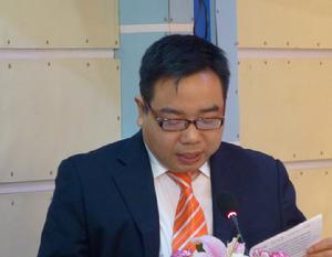 秘書長宣讀章程