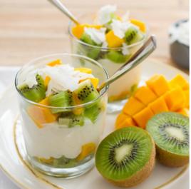 牛奶水果杯 牛奶水果杯