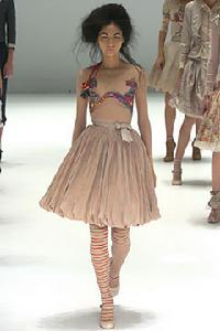 亞歷山大&middot;麥克奎