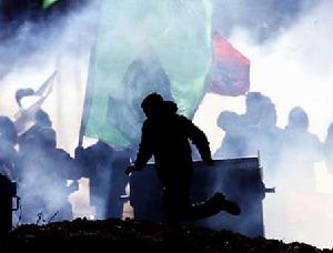 （圖）巴勒斯坦民眾在西岸城市拉馬拉舉行示威