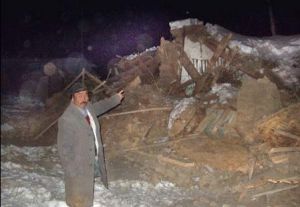 （圖）地震中倒塌的房屋