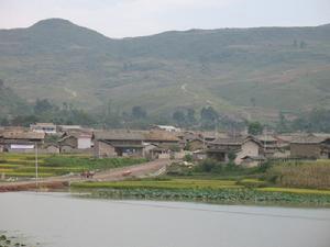 爛泥寨自然村 爛泥寨自然村