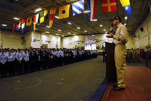 美國“里根”號航母的艦長克拉弗特上校