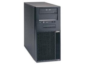 IBM xSeries 100 8486-I02 IBM xSeries 100 8486-I02