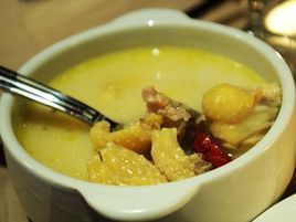 燕窩香菇雞湯 燕窩香菇雞湯