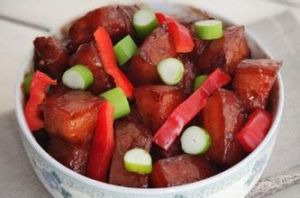 紅腐乳燒肉 紅腐乳燒肉