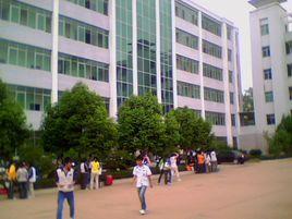 於都職業中專 於都職業中專