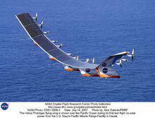 太陽神號太陽能飛機