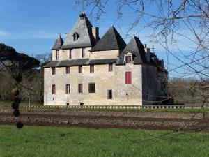 奧莉薇堡 奧莉薇堡