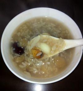 桂圓蓮子糯米粥