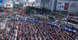 擁擠不堪 擁擠不堪