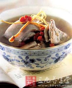 枸杞汁烹麻雀 枸杞汁烹麻雀