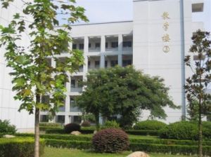 碣石鎮碣南中學 碣石鎮碣南中學