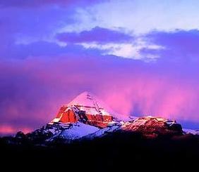 （圖）飄下紅雪