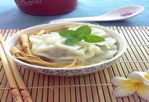 參茶燉湯餃 參茶燉湯餃