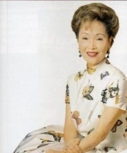 西崎崇子 西崎崇子