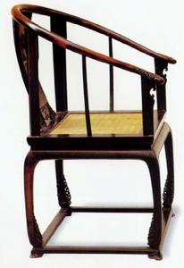 清紫檀有束腰帶托泥圈椅 清紫檀有束腰帶托泥圈椅