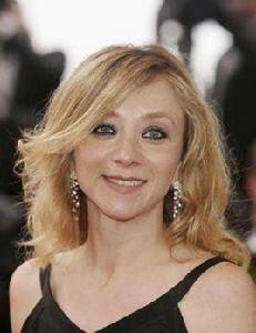 西爾薇·泰斯圖德 西爾薇·泰斯圖德