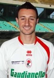 佩里內蒂 佩里內蒂