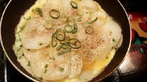 雞蛋澆土豆 雞蛋澆土豆