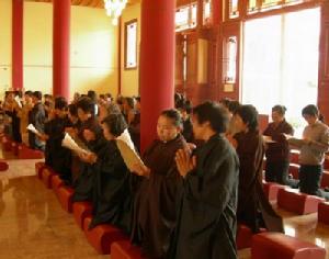 八關齋戒 八關齋戒