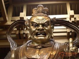 緊那羅菩薩 緊那羅菩薩