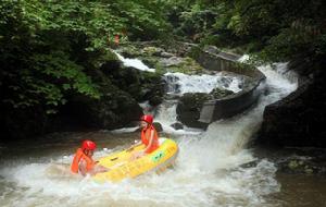 大金湖漂流 大金湖漂流