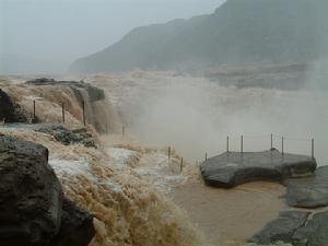 瞥兮壺口驚濤,泥丸蘸醬,煙波煮酒