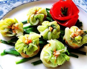 迎春菇蔬花玉盞 迎春菇蔬花玉盞