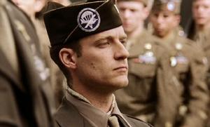 兄弟連[英美2001年大衛&middot;弗蘭科爾執導戰爭劇]