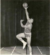 韋恩&middot;恩布里