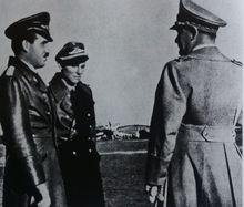 哈特曼和加蘭德一起接受戈林視察