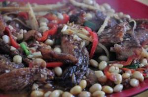 海鮮醬燜黃豆魚腩