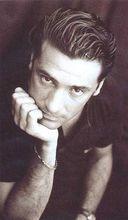 胡里奧&middot;密譚