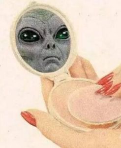 對於醜人,細看是一種殘忍 對於醜人,細看是一種殘忍