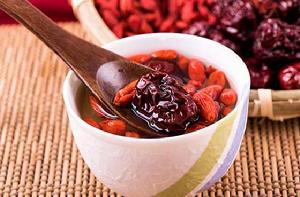 黃耆枸杞紅棗湯 黃耆枸杞紅棗湯