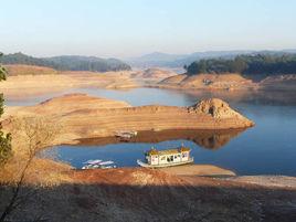 文成天頂湖 文成天頂湖