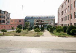 淄川區嶺子鎮中心國小 淄川區嶺子鎮中心國小