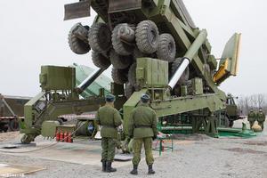 飛彈裝填運輸車 飛彈裝填運輸車