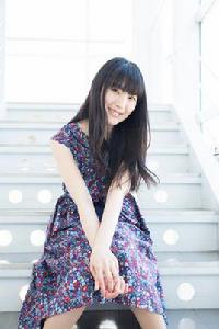 石川由依 石川由依