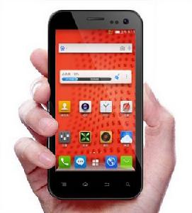 4.5英寸IPS屏英氣逼人