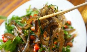 醬麻鯪魚皮 醬麻鯪魚皮