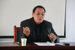 李保田[退休教師]