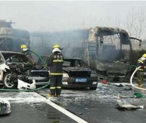 11.15滁新高速連環相撞事故