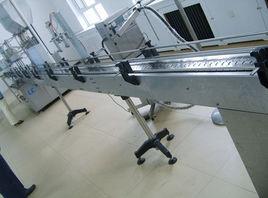 飲水機組裝生產線