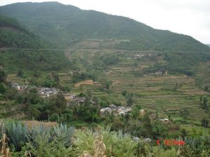 瓦波苴村 瓦波苴村